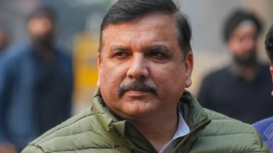भाजपा नेता प्रवेश वर्मा और मनजिंदर सिंह सिरसा के खिलाफ शिकायत, ईडी कार्यालय पहुंचे संजय सिंह