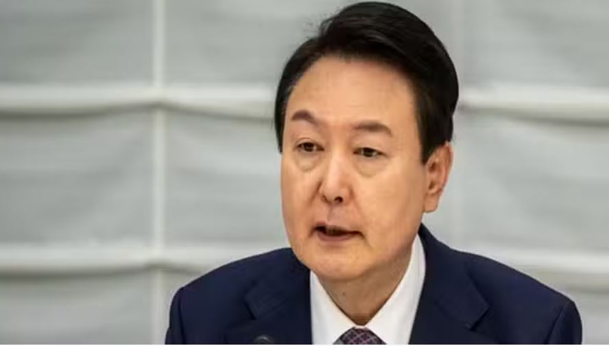 दक्षिण कोरिया: मार्शल लॉ को लेकर राष्ट्रपति के कार्यालय पर छापेमारी