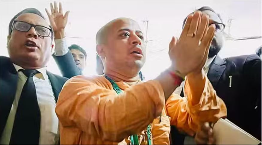 बांग्लादेश: अदालत ने खारिज की हिंदू संत चिन्मय दास की अपील