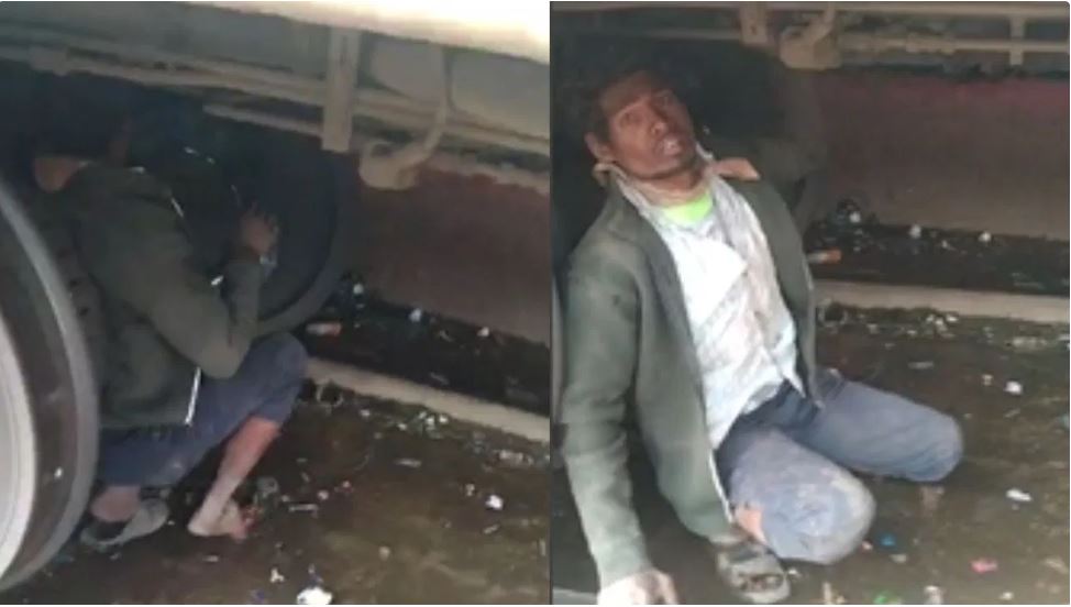 खतरों का खिलाड़ी! ट्रेन के पहियों के बीच बैठा शख्स, किया सफर
