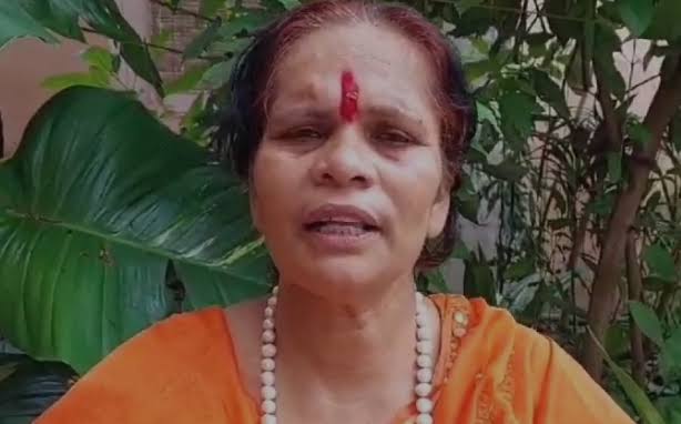 देश में कई ऐसे स्थान हैं...जहां मंदिर तोड़कर मस्जिदें बनाई गईं: साध्वी प्राची