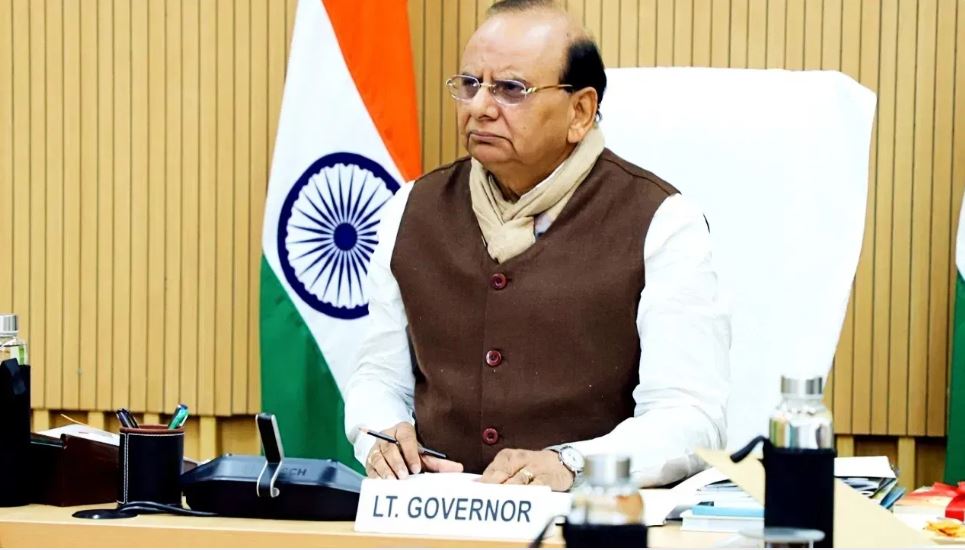 दिल्ली में महिला सम्मान योजना पर बवाल, एलजी ने दिए जांच के आदेश