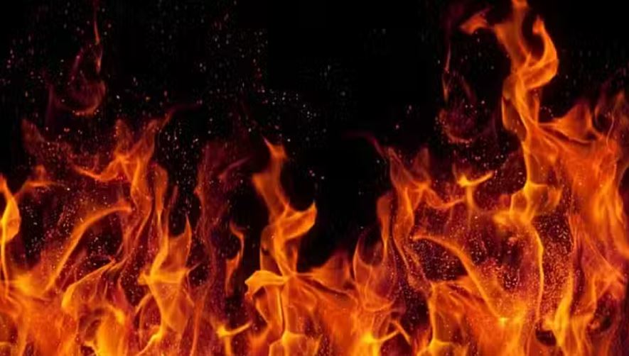 कांगड़ा: मकान में लगी आग, जिंदा जला 31 साल का युवक