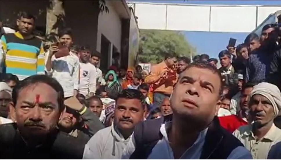 ‘तोड़ दूंगा हाथ…’ मुरैना के विधायक ने अधिकारियों को दी धमकी