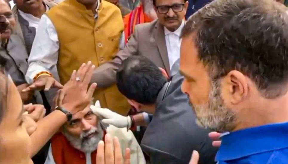 संसद धक्का-मुक्की कांड: दिल्ली पुलिस ने शुरू की जांच, रिक्रिएट कर सकती है सीन