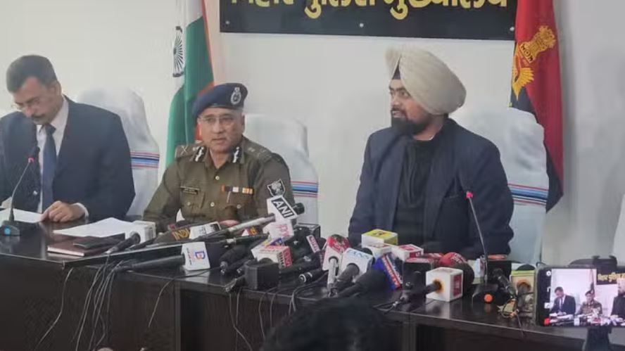 बिहार के तीन बड़े कोचिंग संस्थान पुलिस की रडार पर; पेपर लीक की अफवाह उड़ाने को रची साजिश