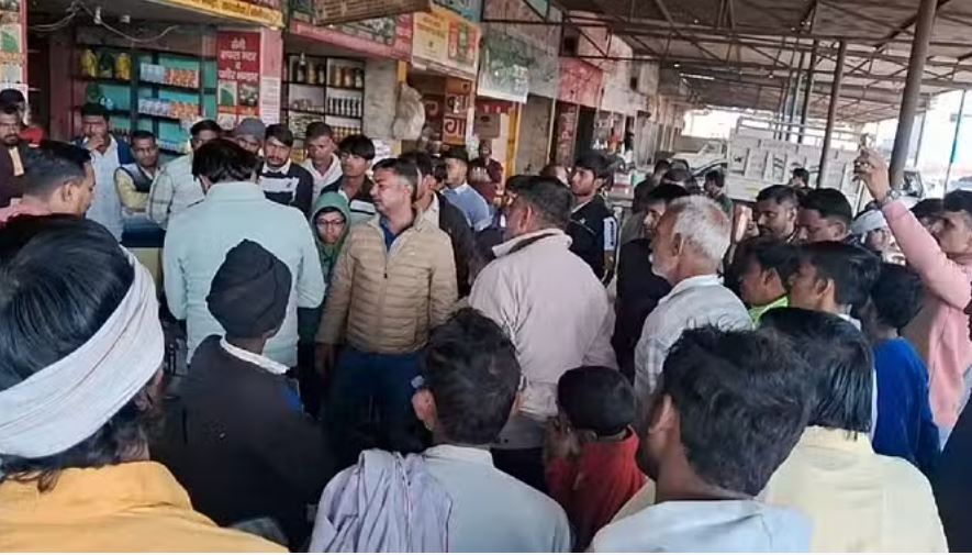 सोनीपत: प्रतिबंधित पॉलिथीन रखने वालों पर नगरपालिका की सख्ती, काटे चालान