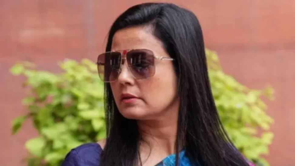 लोकसभा में महुआ मोइत्रा ने जस्टिस लोया की मौत पर उठाया सवाल, दो बार रोकनी पड़ी कार्यवाही