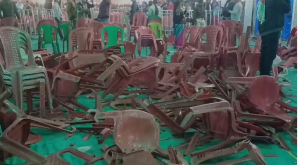 राजगीर महोत्सव: जुबिन नौटियाल की आवाज सुनने के लिए बेकाबू हुई भीड़