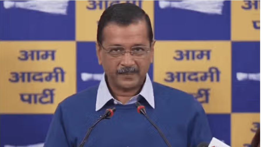 वोटर लिस्ट से गरीब और दलितों के नाम कटवा रही भाजपा: ईसी से केजरीवाल ने की शिकायत