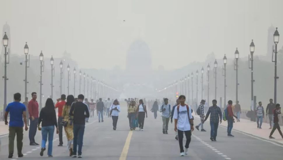 दिल्ली में एक्यूआई 450 के पार, तीन दिन से प्रदूषण का प्रकोप जारी