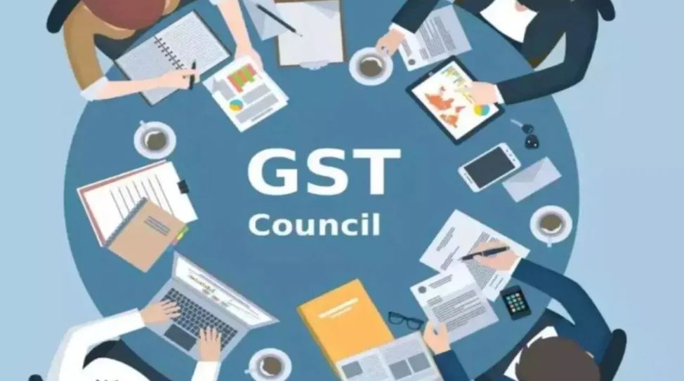पुरानी गाड़ियों के जीएसटी मामले पर लोगों में फैला कंफ्यूजन, वित्त मंत्रालय ने जारी किया एफएक्यू