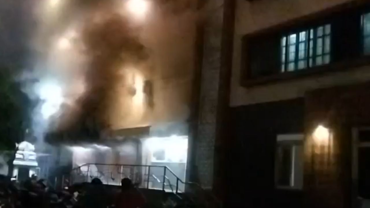 तमिलनाडु: डिंडीगुल के अस्पताल में भीषण आग, 7 लोगों की मौत