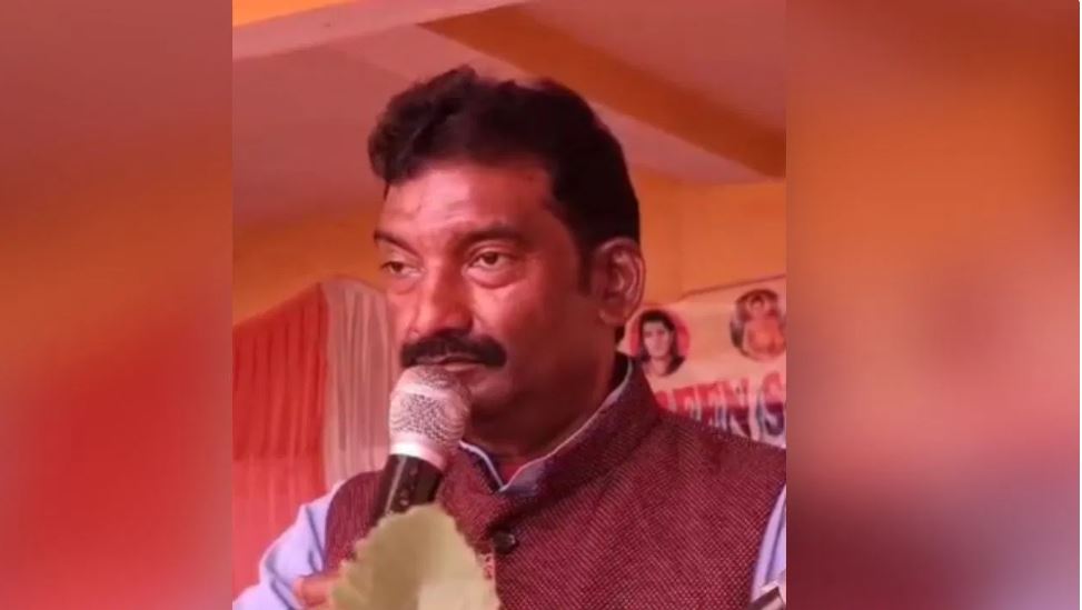 ‘मंदिर से फैलता है अंधविश्वास और पाखंड’, फतेह बहादुर का विवादित बयान