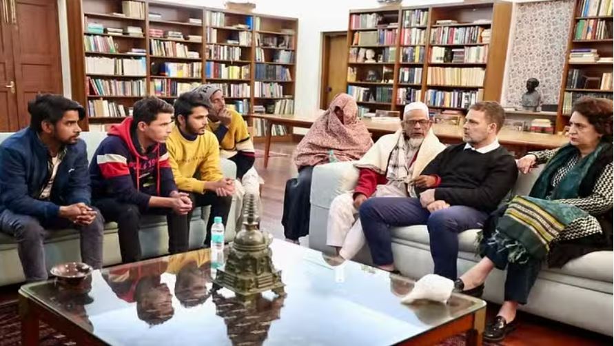 संभल: जान गंवाने वाले लोगों के परिजनों ने राहुल और प्रियंका से की मुलाकात