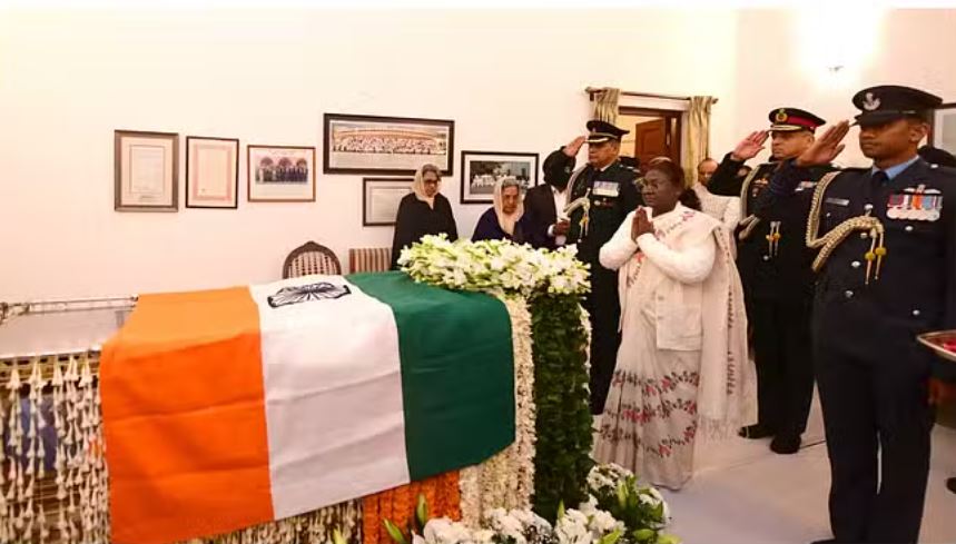 राष्ट्रपति ने मनमोहन सिंह को श्रद्धांजलि दी; सीएम एमके स्टालिन ने भी किया नमन