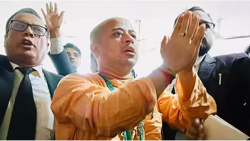 बांग्लादेश में हिंदुओं पर हमले जारी, इस्कॉन के दुनियाभर के मंदिरों में हुई विशेष प्रार्थना