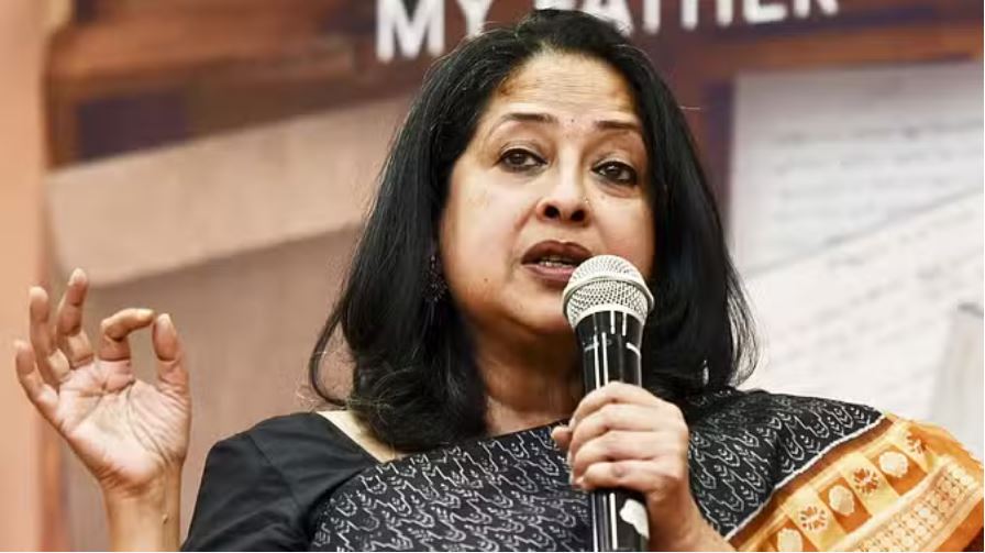 'कांग्रेस में दरार आ चुकी, खुद को अलग-थलग महसूस कर रहे पुराने नेता': शर्मिष्ठा मुखर्जी