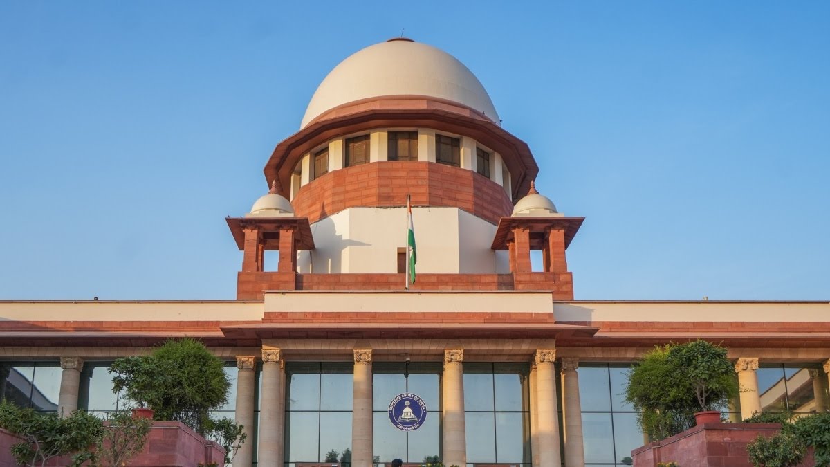 उपहार में दी गई संपत्ति को रद कर सकते हैं माता-पिता: सुप्रीम कोर्ट