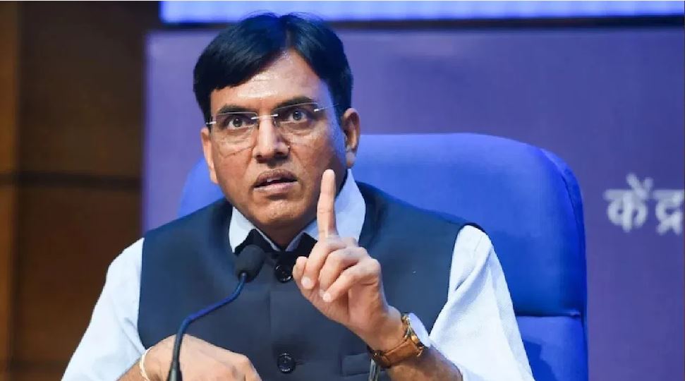 यूपीए को आईना दिखाते हुए मंत्री ने गिनाई एनडीए की उपलब्धियां