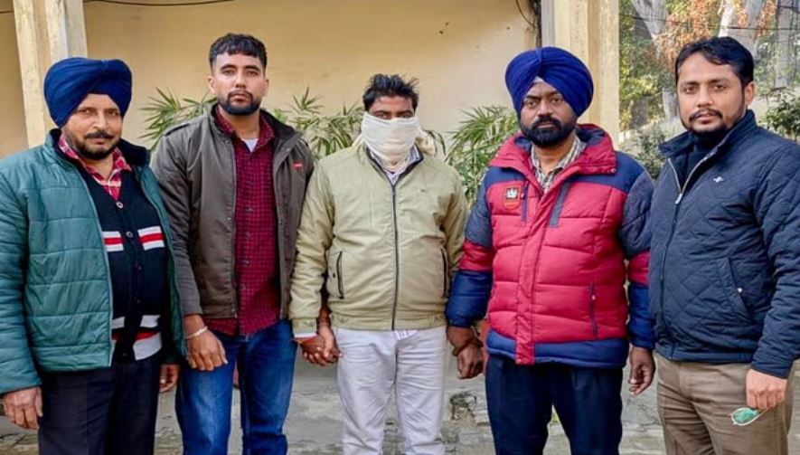 लुधियाना: नंबरदार सफाई कर्मी से दो साल से ले रहा था घूस, विजिलेंस ने दबोचा