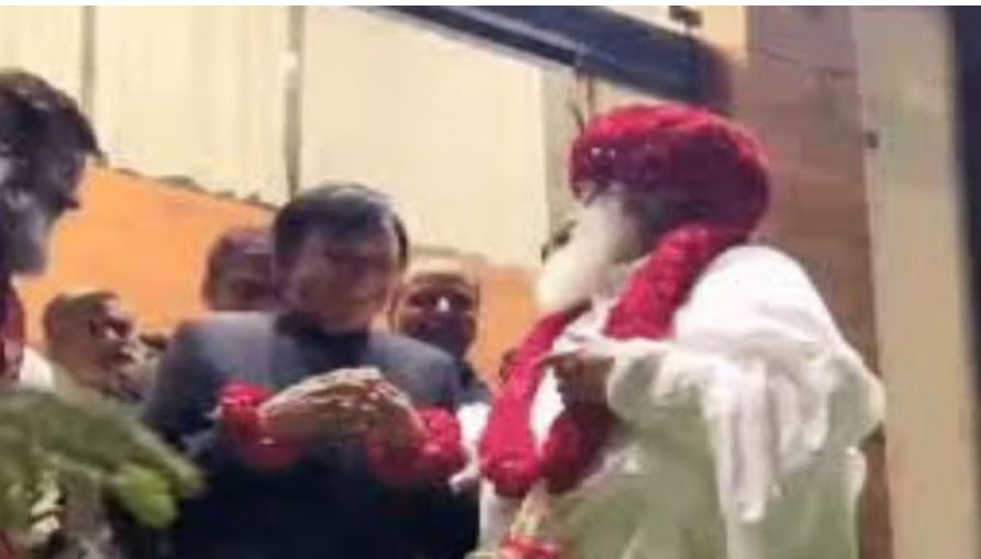 अंतरिम जमानत के बाद आश्रम पहुंचा आसाराम, 31 मार्च तक कोर्ट से मिली राहत