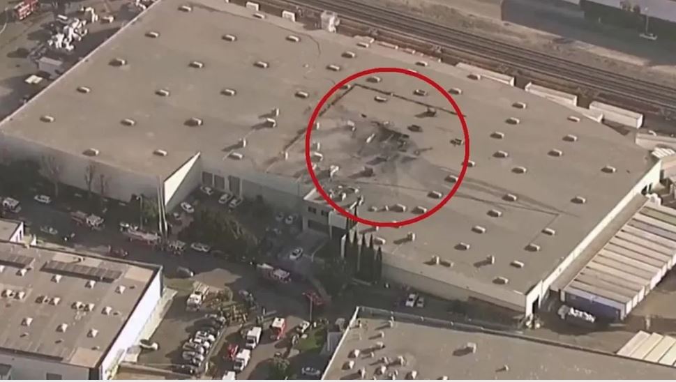 अमेरिका के कैलिफोर्निया में विमान हादसा, 2 लोगों की मौत, 18 घायल