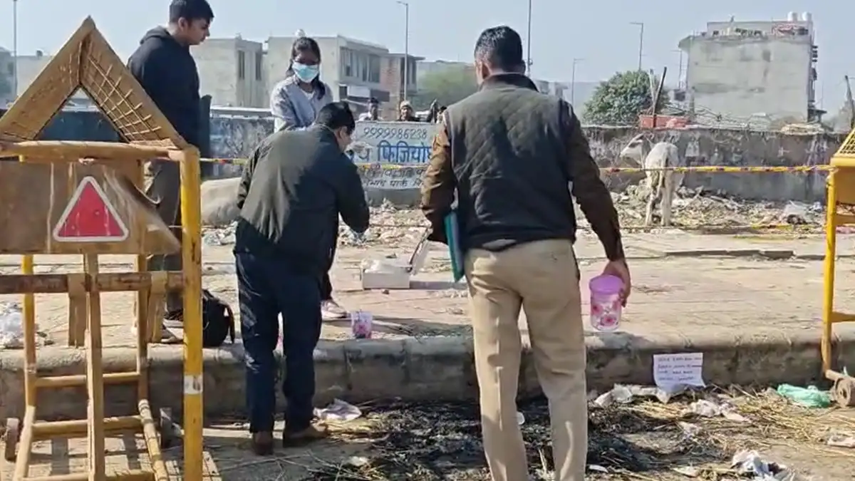 दिल्ली में हाई अलर्ट के बीच बैग में मिली महिला की डेडबॉडी