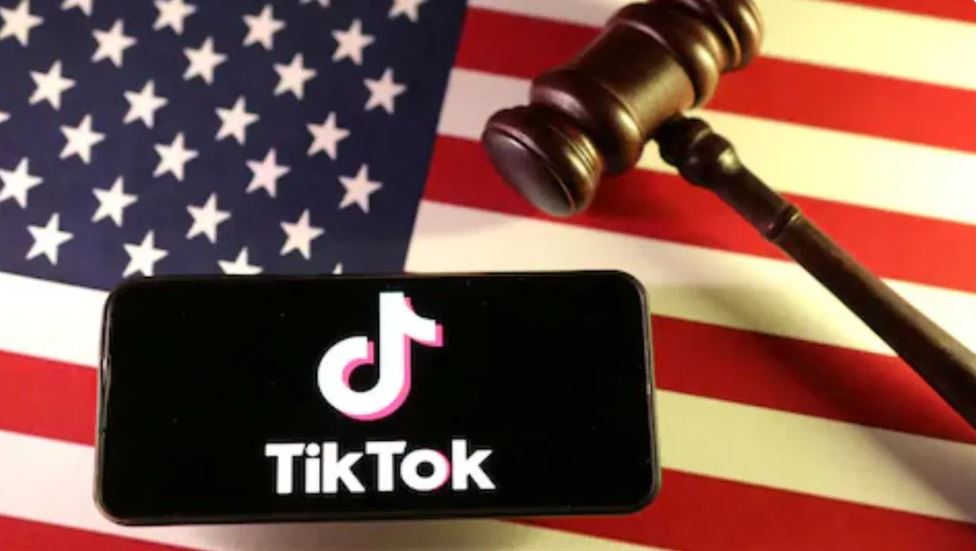 अमेरिका में बैन रहेगा टिकटॉक, सुप्रीम कोर्ट ने प्रतिबंध पर रोक हटाने से किया इनकार