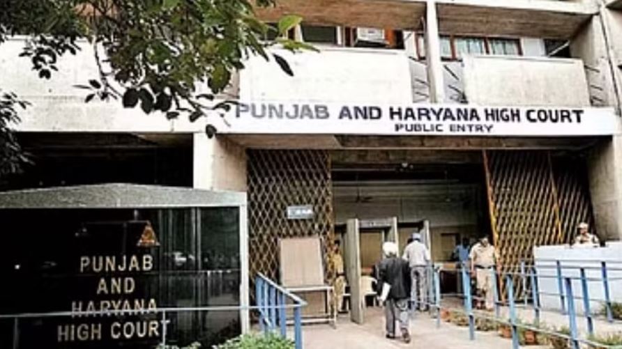 इमारत विस्तार पर आपत्ति: हाईकोर्ट ने चंडीगढ़ प्रशासन को फटकारा