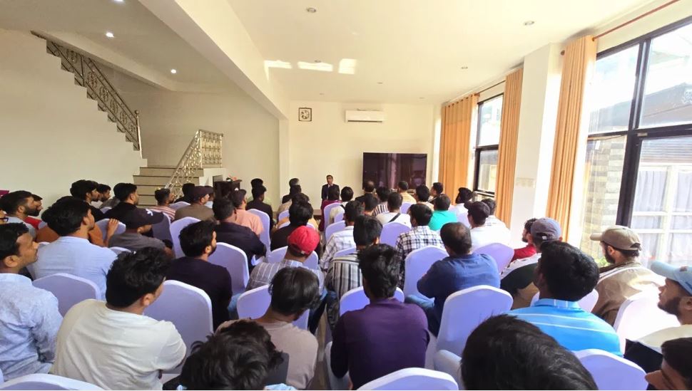 अच्छी नौकरी के झांसे में लाओस में फंसे 67 भारतीय, दूतावास ने ऐसे बचाया