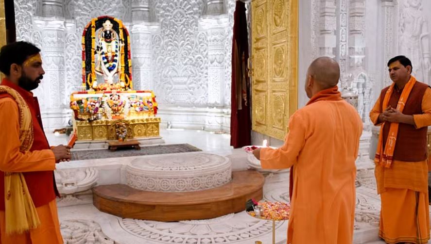प्रतिष्ठा द्वादशी: सीएम योगी आज करेंगे रामलला का अभिषेक