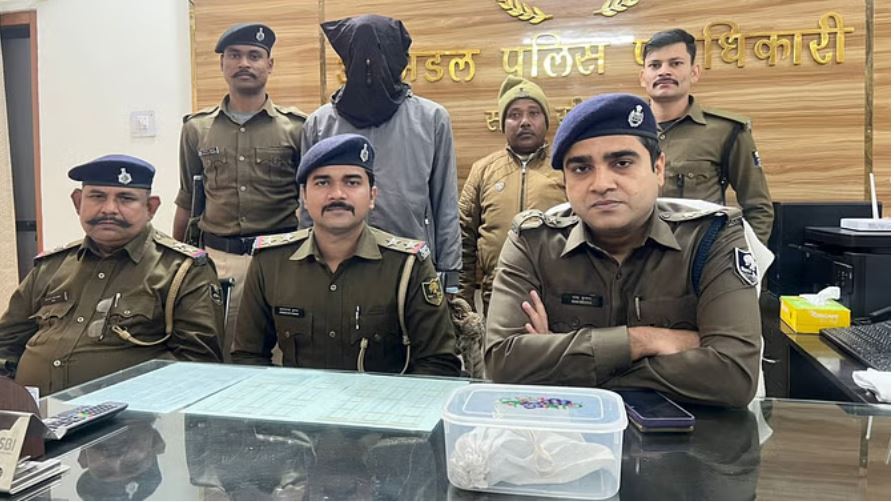 रेलवे का गेटमैन करता था अवैध हथियारों की खरीद-बिक्री, बिहार पुलिस ने किया गिरफ्तार