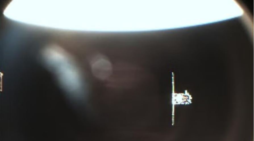  इतिहास रचने के करीब इसरो; 'हैंडशेक' के लिए तीन मीटर तक करीब आए दोनों उपग्रह