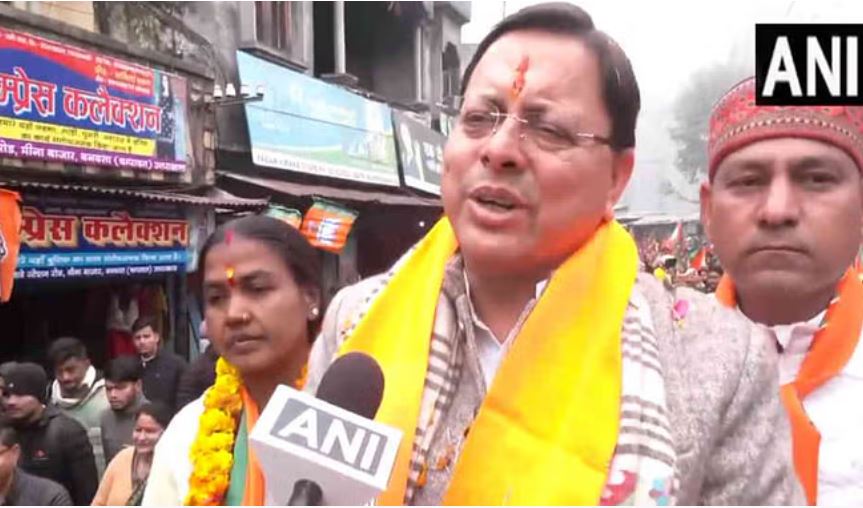 निकाय चुनाव: बनबसा में सीएम का रोड शो, कार्यकर्ताओं में भरा जोश