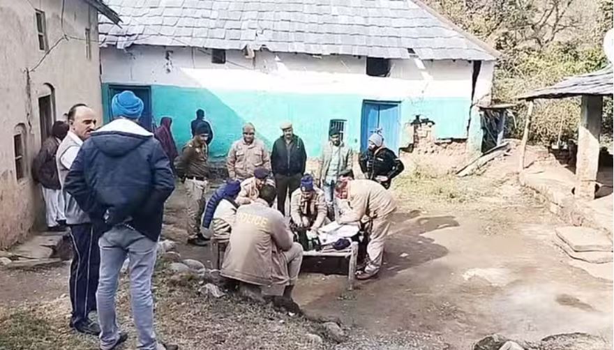 हिमाचल में बेटे ने मां की गला दबाकर की हत्या, आरोपी बेटा फरार
