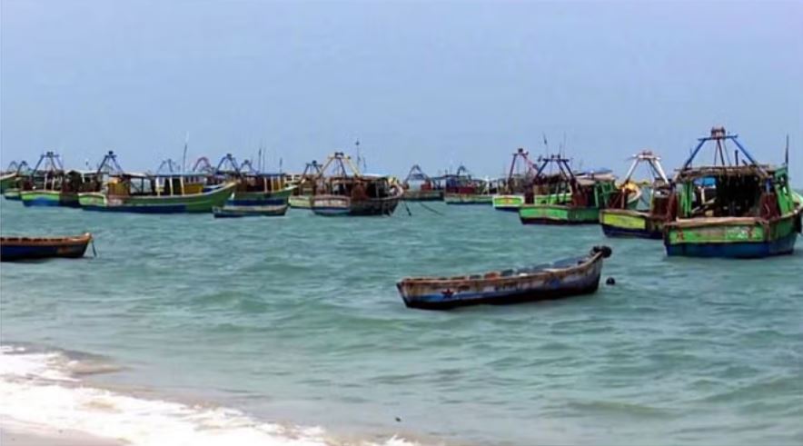 श्रीलंकाई नौसेना ने भारतीय मछुआरों पर बरसाईं गोलियां; पड़ोसी देश के कार्यवाहक राजदूत तलब