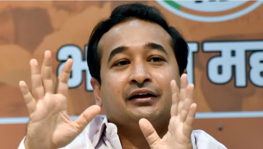 नितेश राणे ने दादा भूसे को लिखा पत्र, परीक्षा केंद्रों में बुर्के पर बैन लगाने की मांग