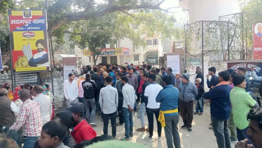 औरंगाबाद: बेटे की हत्या के सदमे में मां की मौत, परिजनों ने किया हंगामा