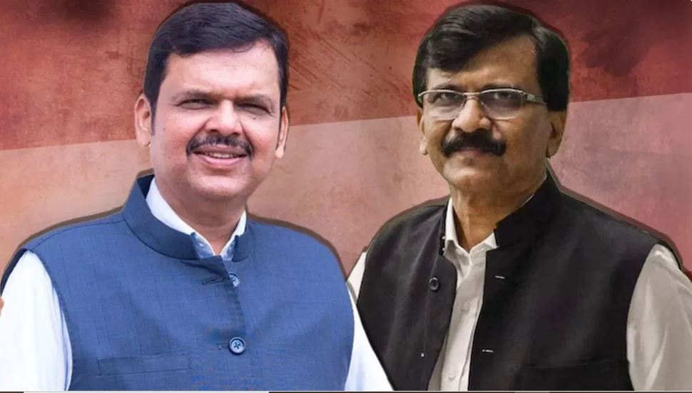 नए साल पर बदला उद्धव की पार्टी का रुख, जमकर की फडणवीस की तारीफ