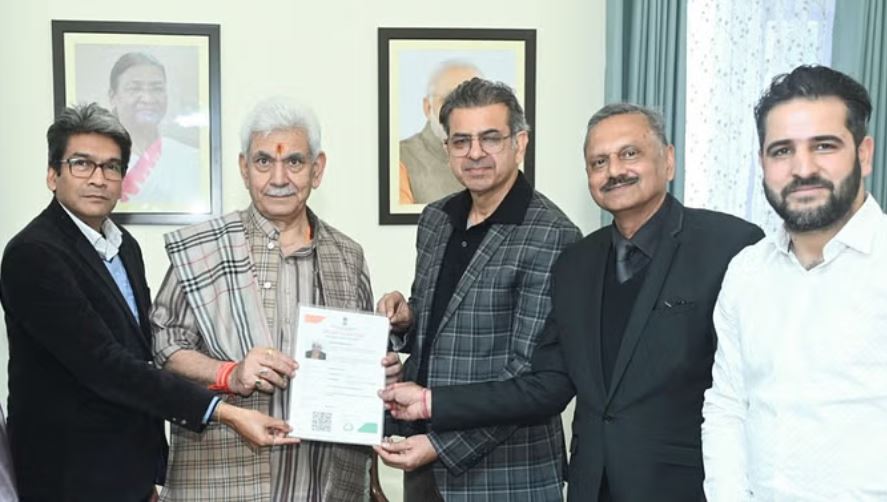 जम्मू-कश्मीर: उपराज्यपाल मनोज सिन्हा ने ली अंगदान की शपथ