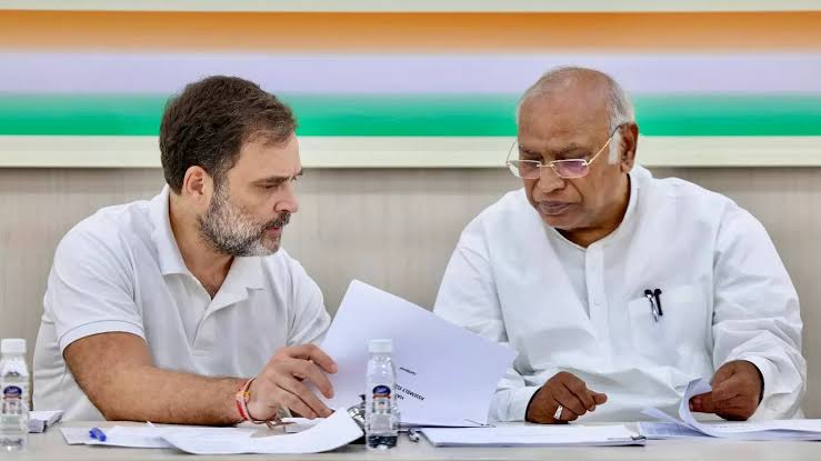 दिल्ली विधानसभा चुनाव: कांग्रेस ने 16 उम्मीदवारों की तीसरी लिस्ट की जारी