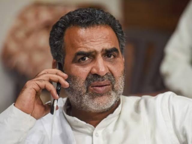 संजीव बालियान की सुरक्षा हटाने को लेकर जाट समाज में नाराजगी