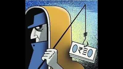 मकान बनवाने के नाम पर हड़पे 70 हजार रुपये
