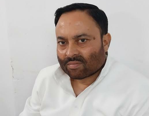 मृतक सन्नी के परिजनों से मिले कैबिनेट मंत्री