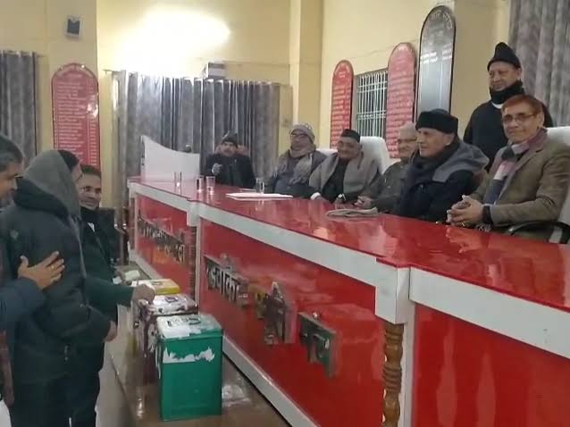 अधिवक्ताओं ने किया मतदान, आज होगी मतगणना