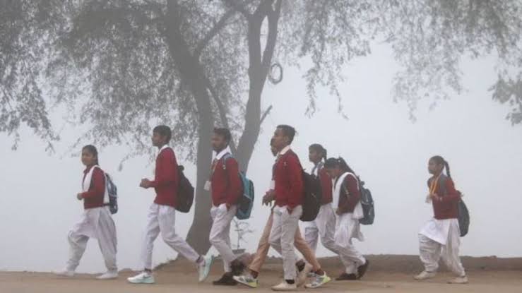 मुजफ्फरनगर: ठंड के चलते स्कूलों का समय बदला