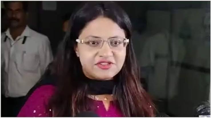 पूजा खेडकर सुप्रीम कोर्ट पहुंचीं, दिल्ली हाई कोर्ट ने नहीं दी थी बेल