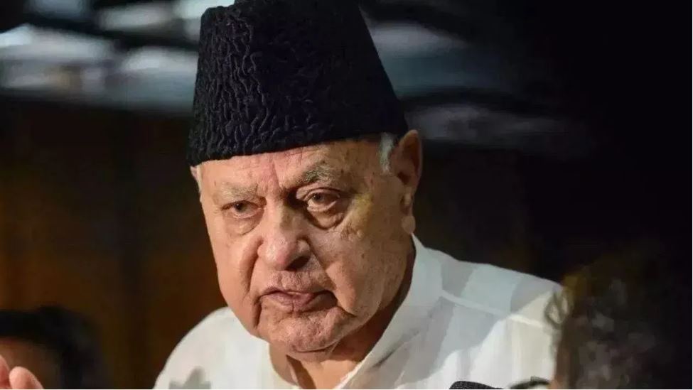 फारूक अब्दुल्ला के काफिले में शामिल गाड़ी दौसा में हादसे का शिकार, दो जवान घायल