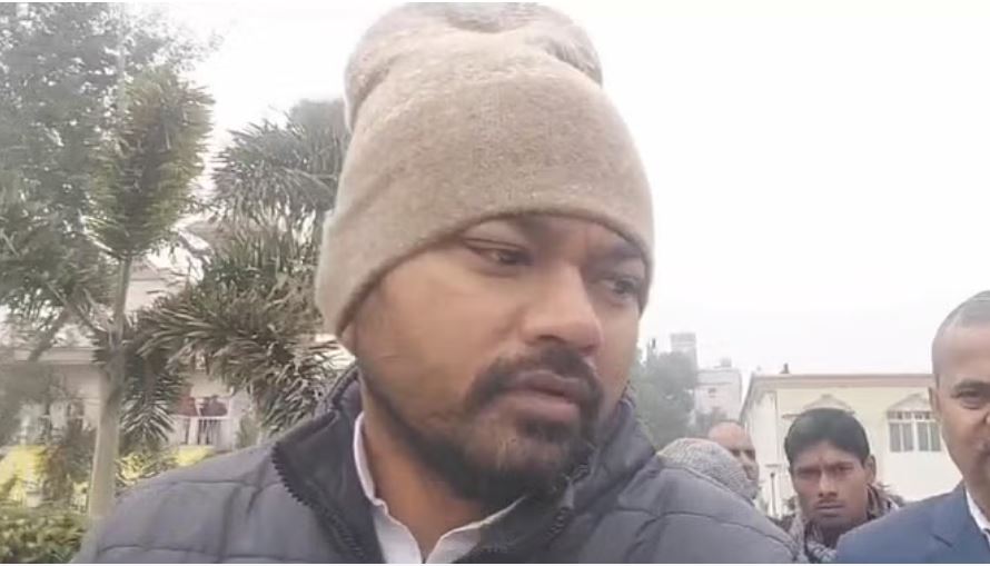 सीएम नीतीश के बेटे ने पिता के लिए मांगे वोट; निशांत पहली बार जनता के बीच पहुंचे